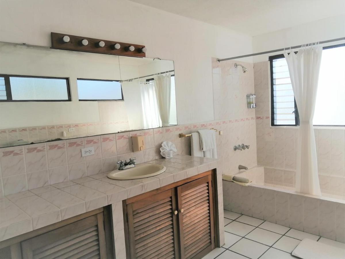 Novohostal B&B Guatemala City ภายนอก รูปภาพ