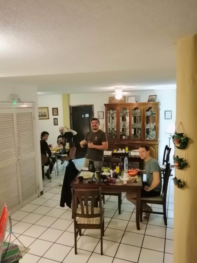Novohostal B&B Guatemala City ภายนอก รูปภาพ