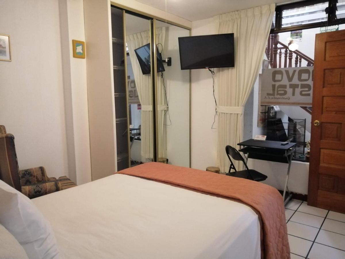 Novohostal B&B Guatemala City ภายนอก รูปภาพ