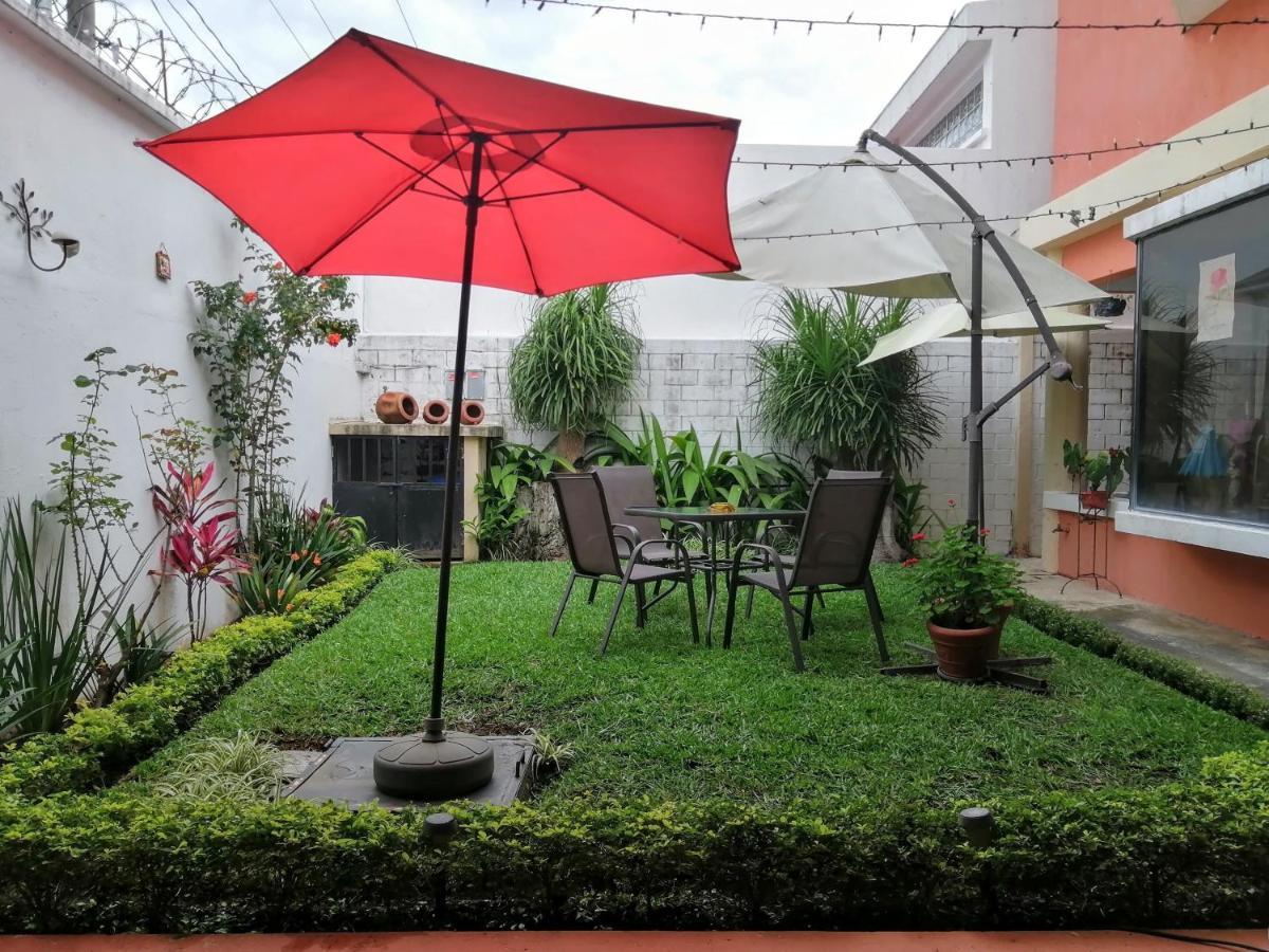 Novohostal B&B Guatemala City ภายนอก รูปภาพ