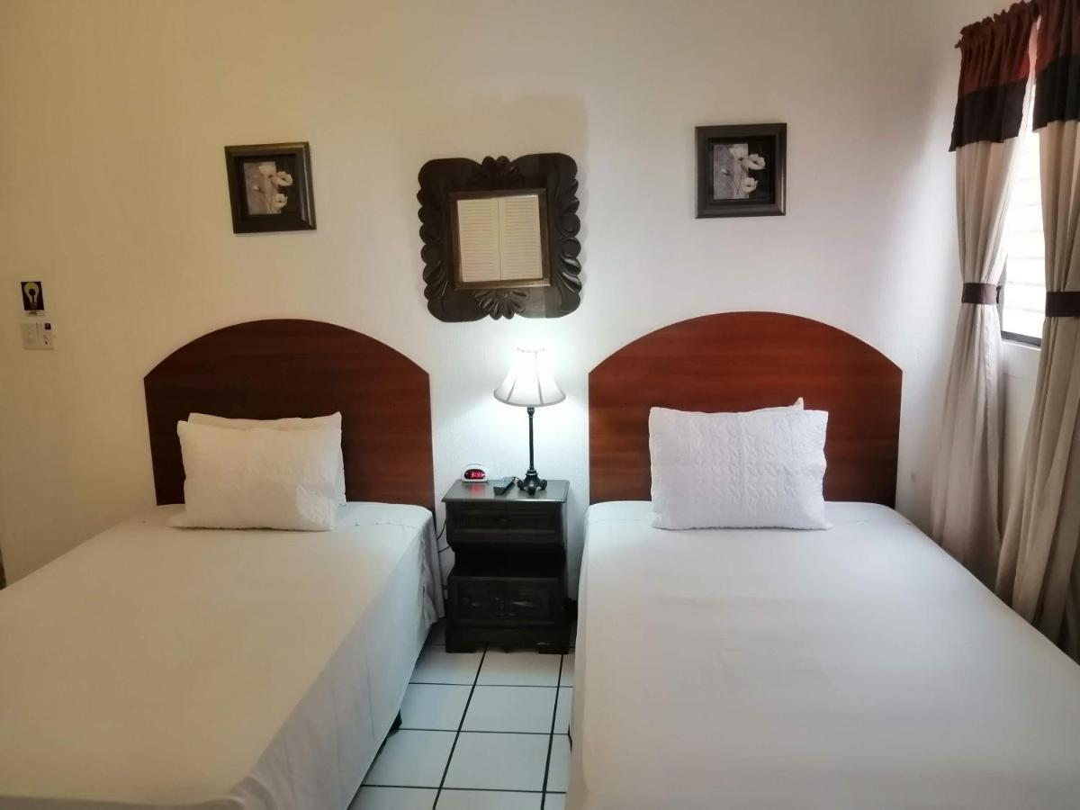 Novohostal B&B Guatemala City ภายนอก รูปภาพ