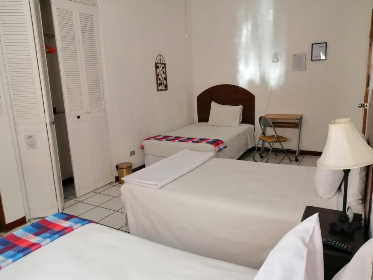 Novohostal B&B Guatemala City ภายนอก รูปภาพ