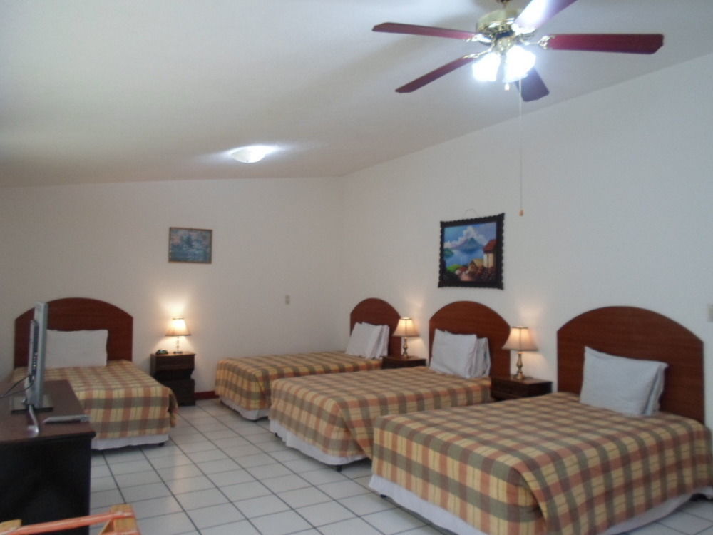 Novohostal B&B Guatemala City ภายนอก รูปภาพ