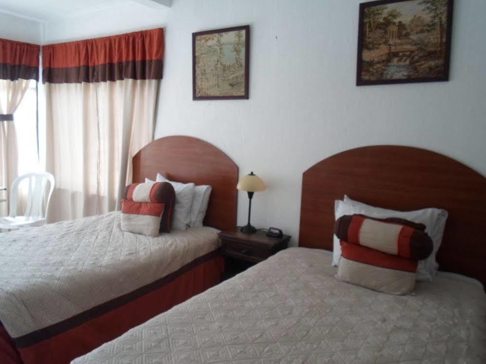 Novohostal B&B Guatemala City ภายนอก รูปภาพ